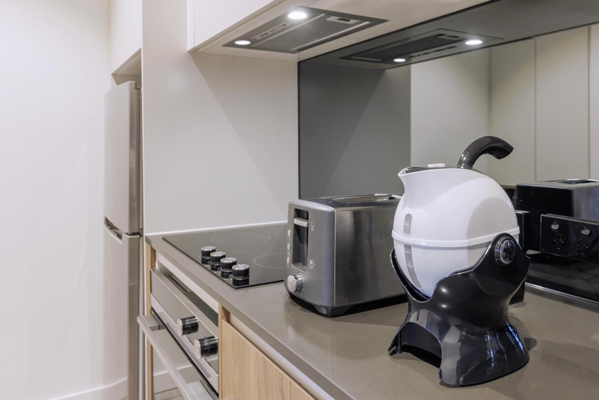 Quest Burwood East Aparthotel Bagian luar foto