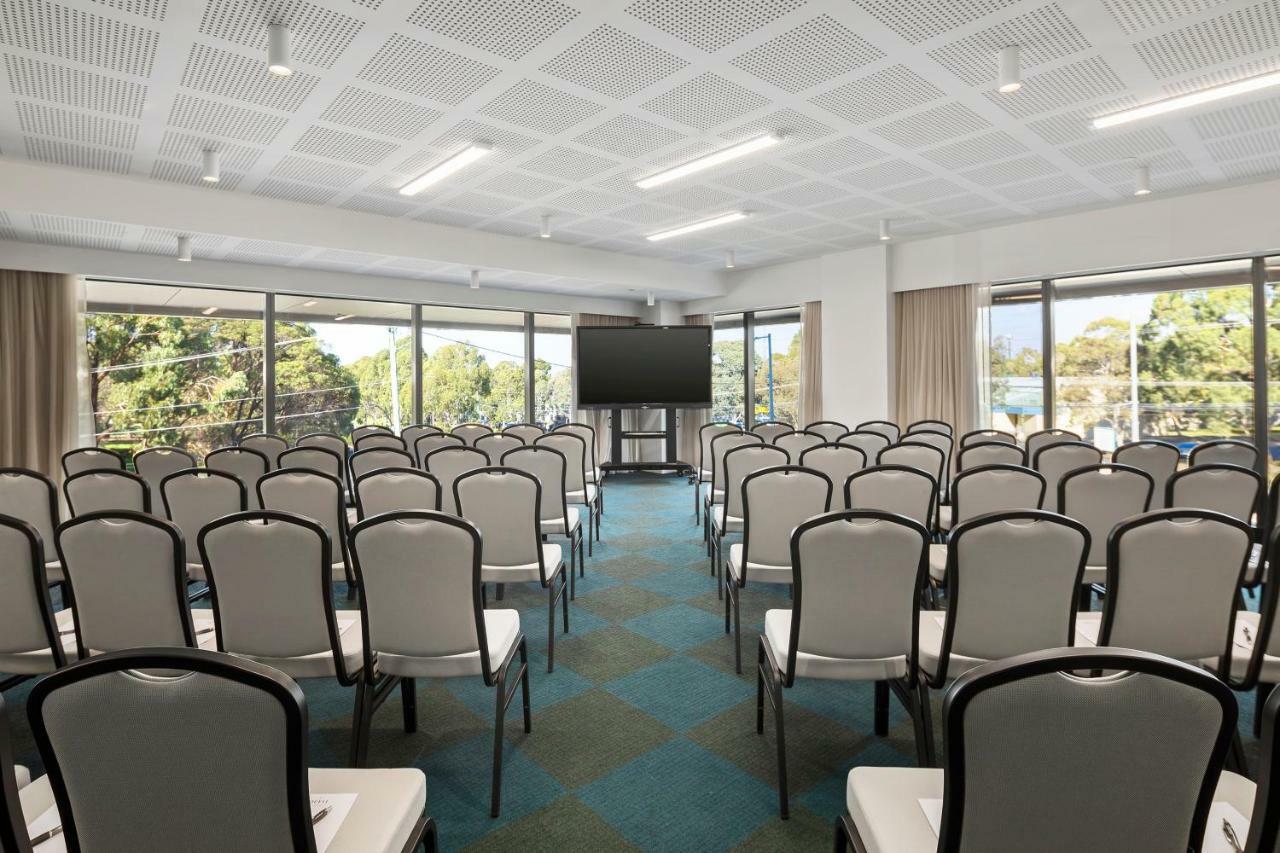 Quest Burwood East Aparthotel Bagian luar foto